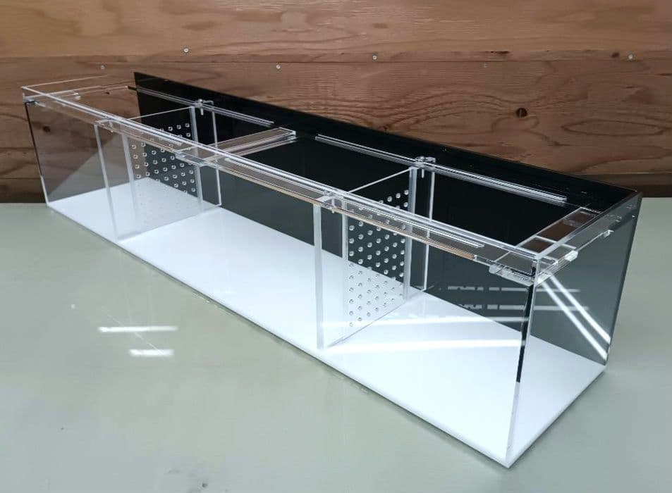 アクリル水槽　900×200×200　可動式セパレート（仕切り板2セット）