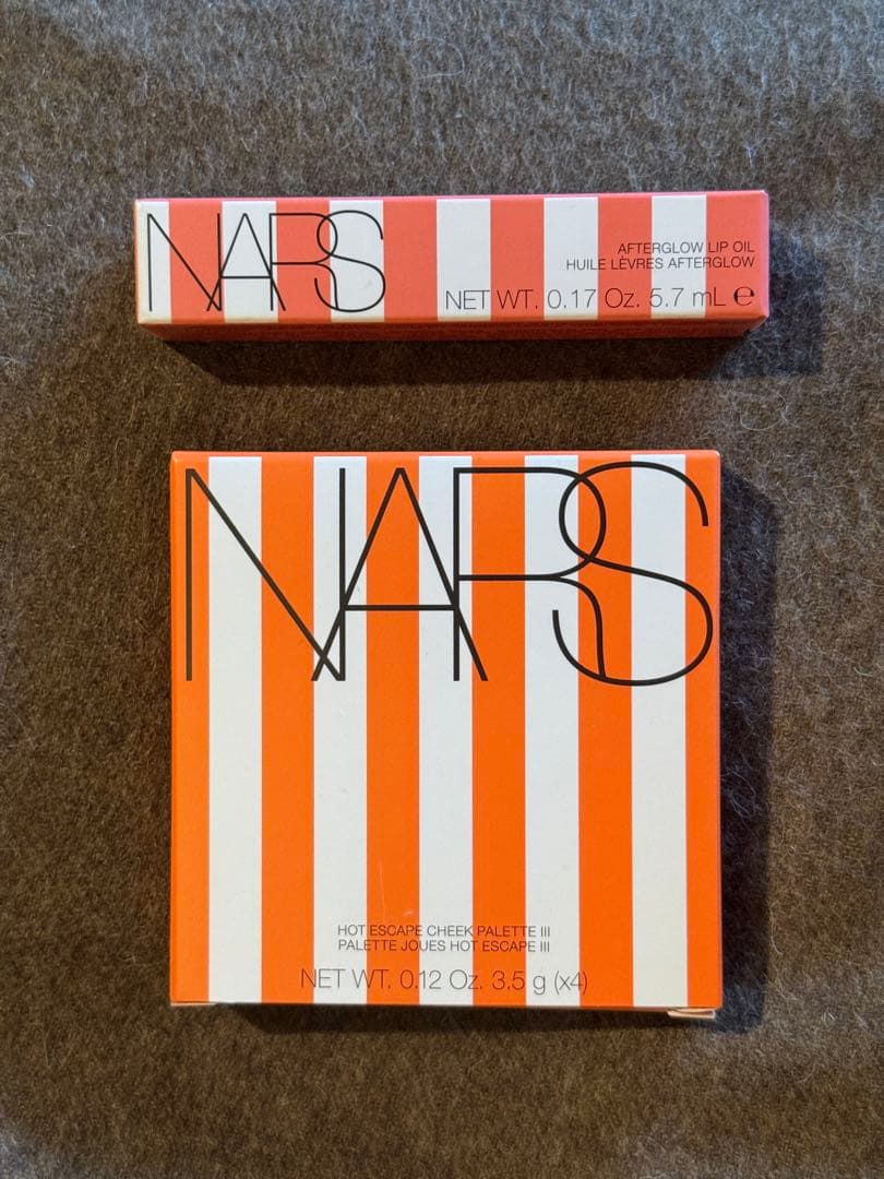 NARS ホットエスケープ チークパレット III & リップオイルセット