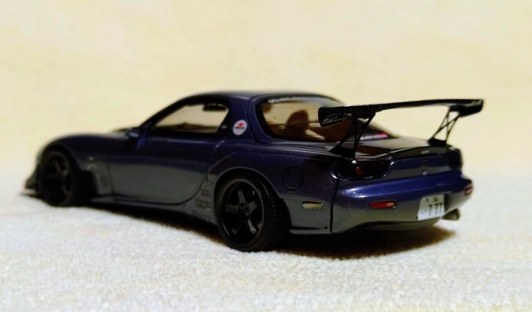 1/43　イグニッションモデル　　FEED　魔王FD3S〈改〉（フジタ.E）