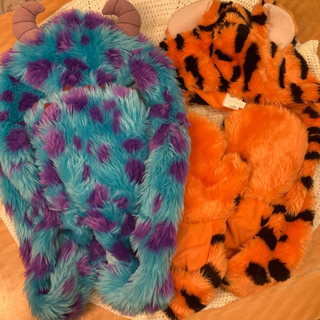 ディズニー　サリーとティガーのデザイン帽子マフラーセット