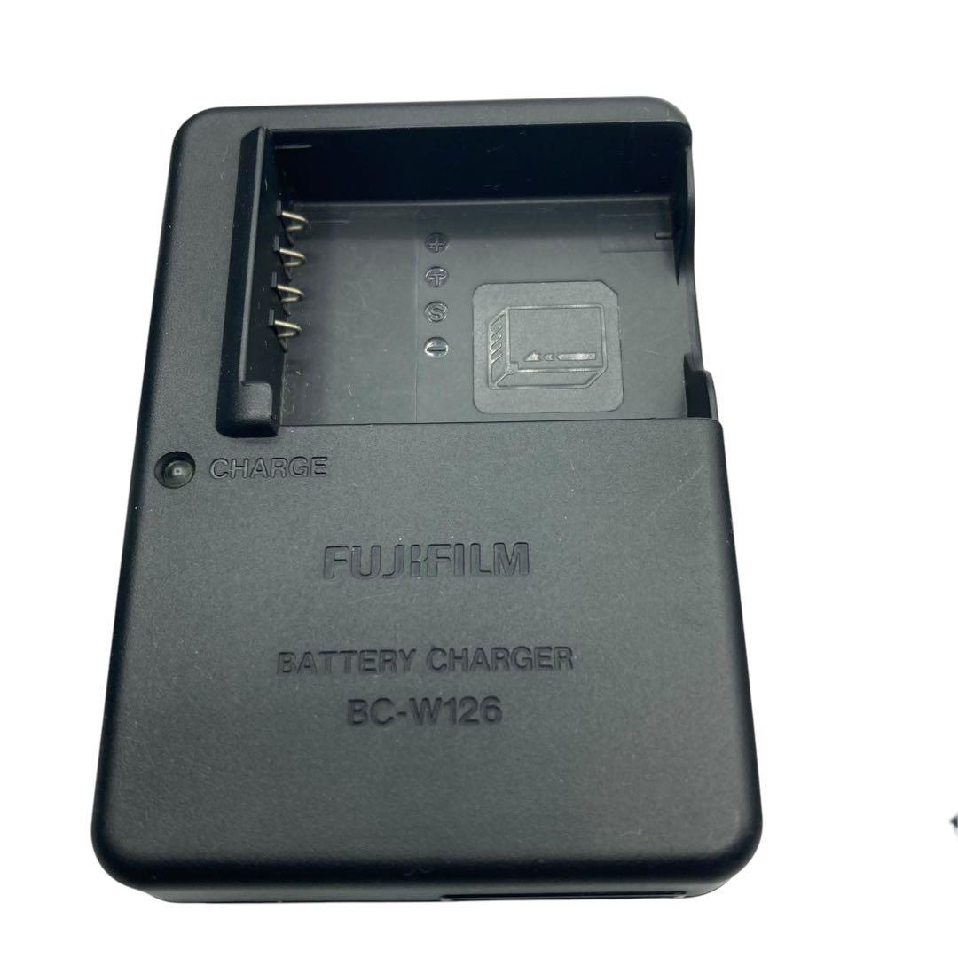 ⭐️FUJIFILM ミラーレス一眼 X-T1 レンズキット