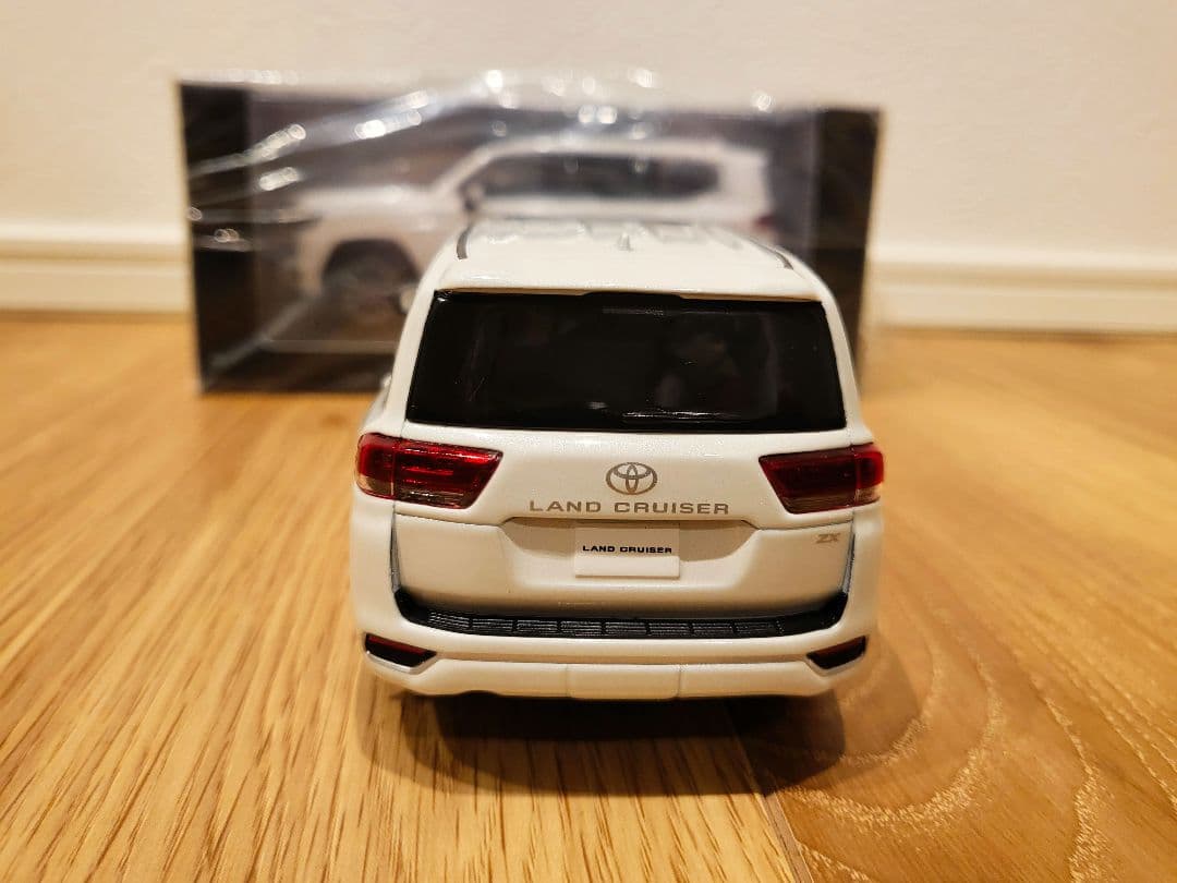 【希少‼ ランドクルーザー300 ミニカー 2台セット まとめ売り】