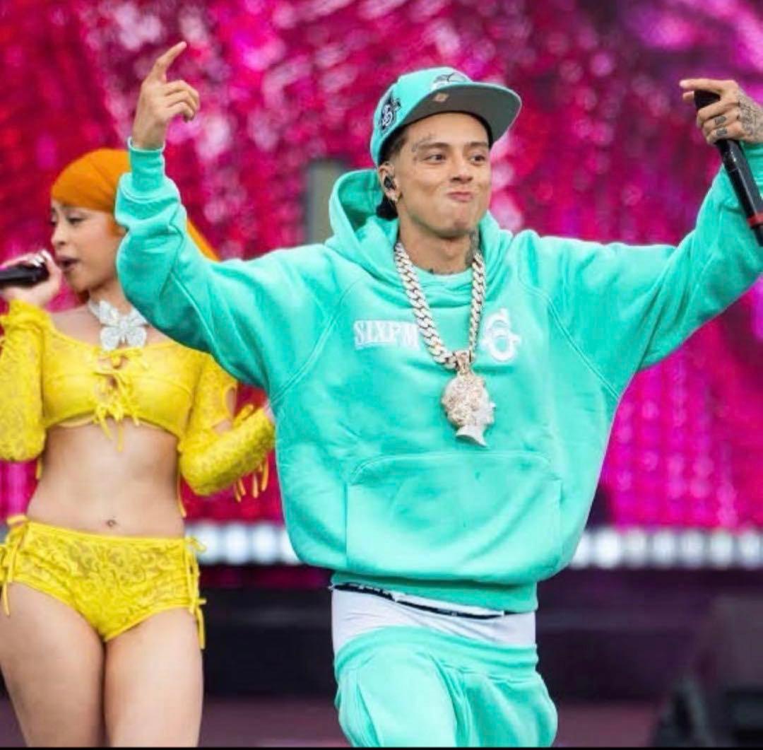 6PM True Religion セットアップ