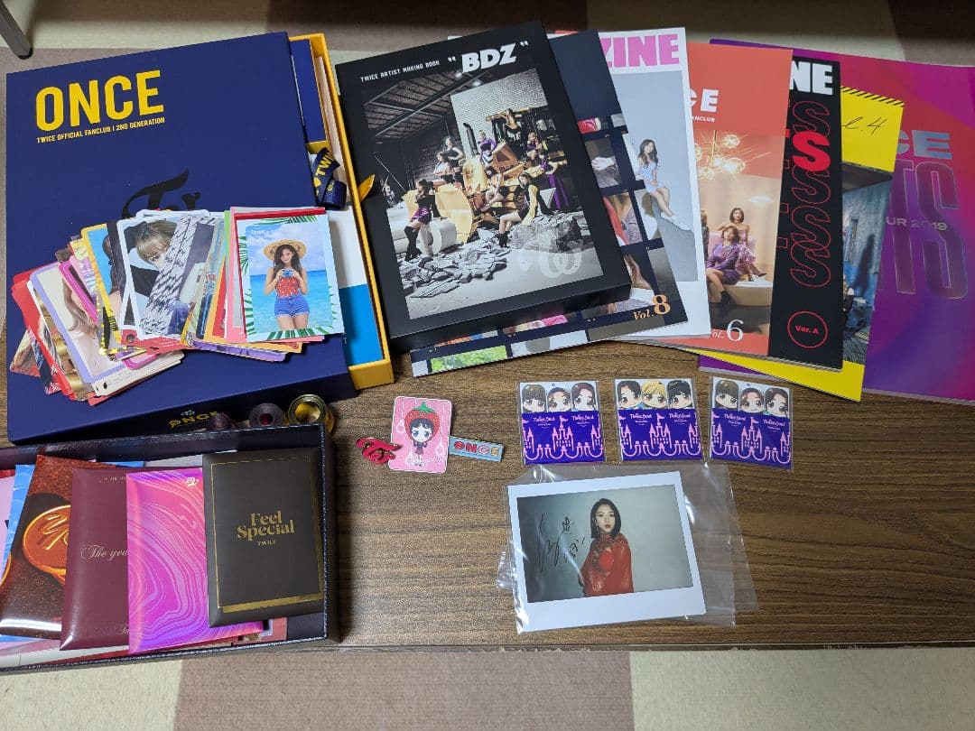 TWICE グッズまとめ売り トレカ 直筆チェキ