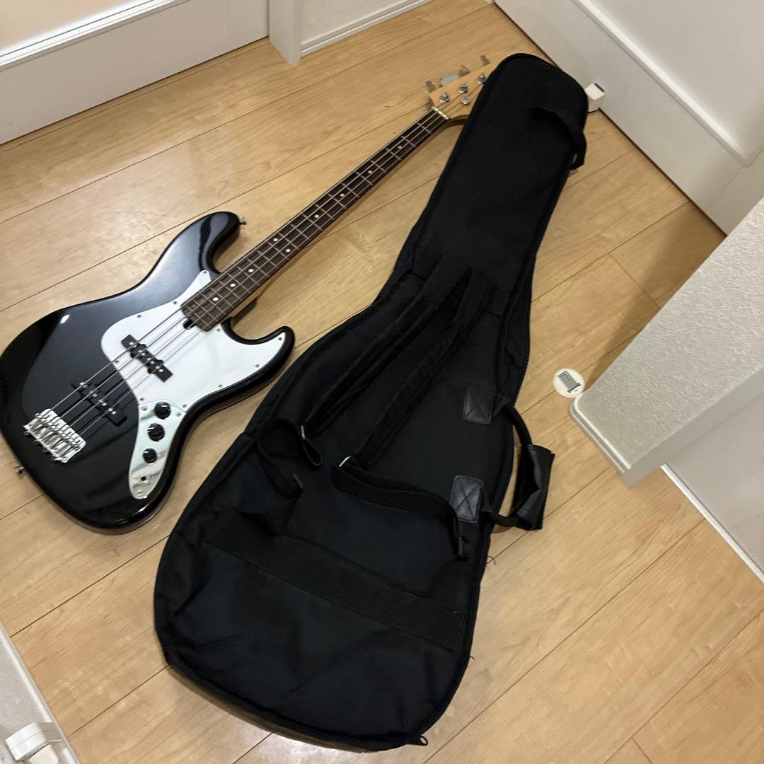 ブラック！バッカス　ユニバースシリーズ　ジャズベースタイプベースギター　調整済み