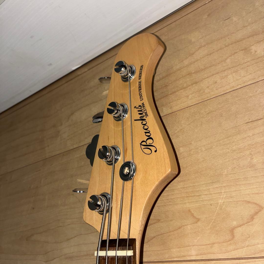 ブラック！バッカス　ユニバースシリーズ　ジャズベースタイプベースギター　調整済み