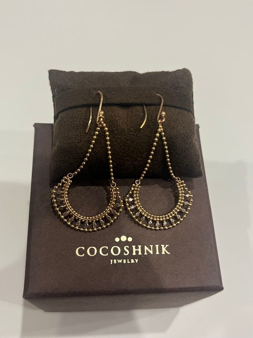 COCOSHNIK ビーズ装飾 ゴールドフープピアス