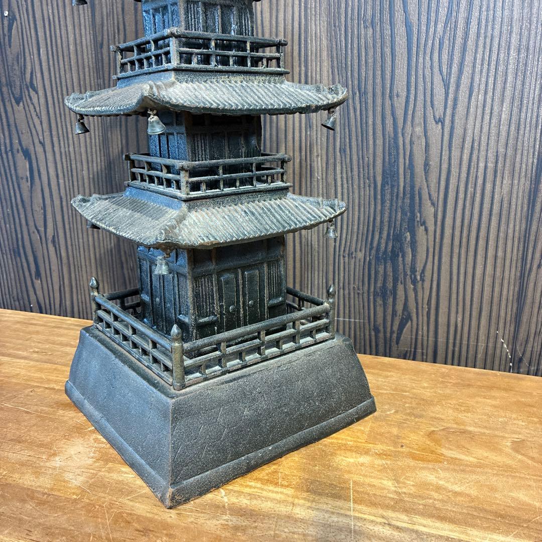 昭和レトロ 鉄製 五重塔 金属工芸 置物 オブジェ 飾り 古道具 ビンテージ