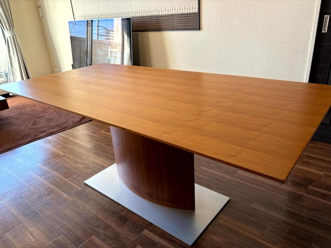 moda en casa ダイニングテーブル