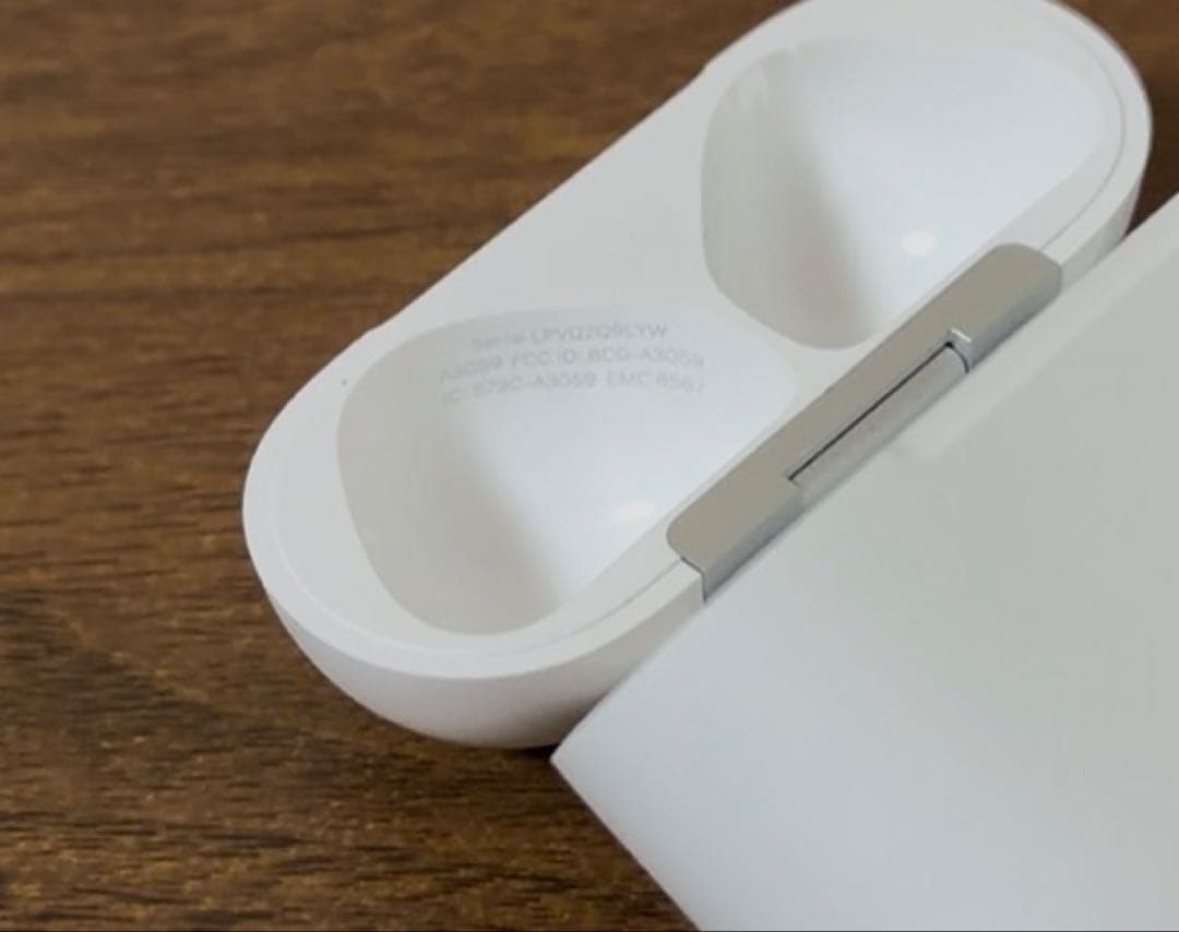Apple airpods 4 ノイキャン ANC搭載 US仕様