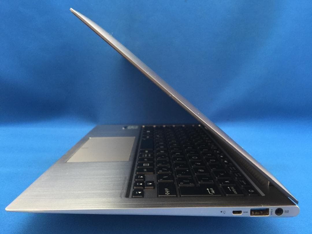 ASUS UX21A 11.6 型TFT液晶　薄型・コンパクトノートパソコン