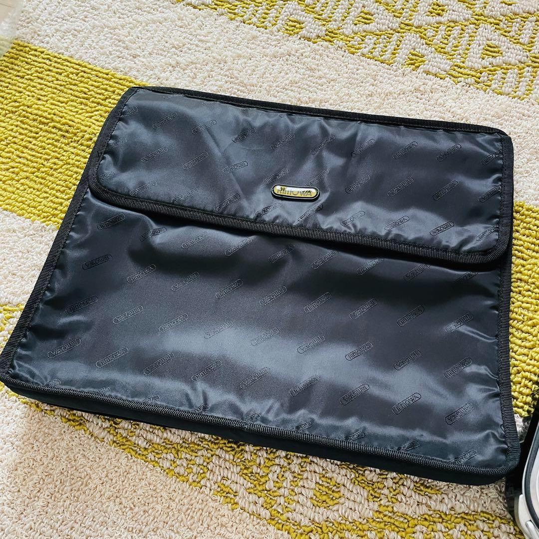 リモワ アタッシュケース 黒　ハンドバック　ショルダー　ポーチ付　ダイヤル