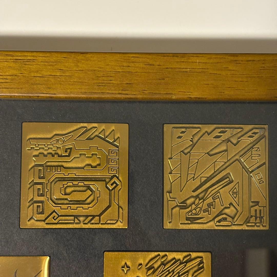 モンスターハンター20周年 大狩猟展 額装ピンズセット