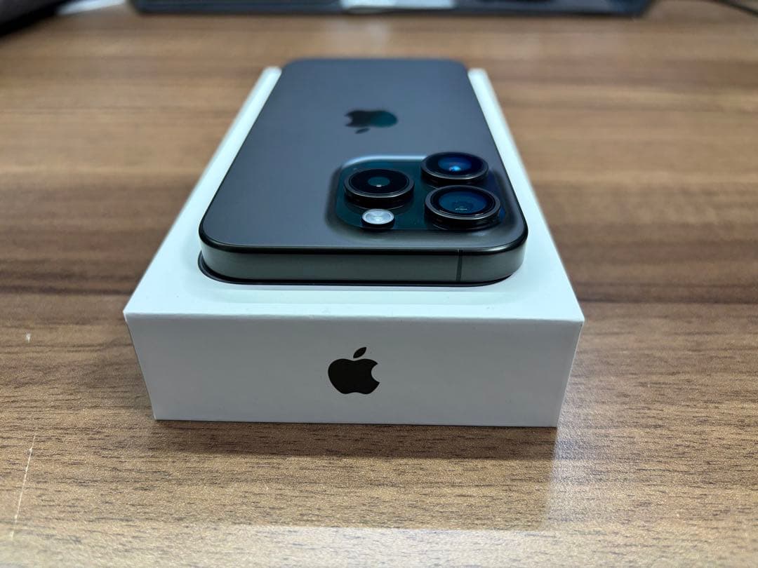 iPhone 15 Pro 128GB SIMフリー　ブラック