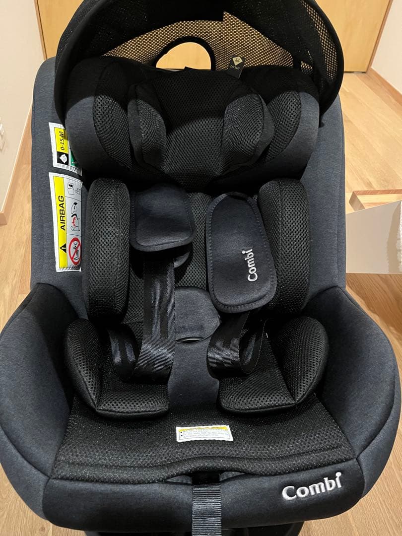 美品　コンビ クルムーヴ　エッグショック CA チャイルドシート ISOFIX