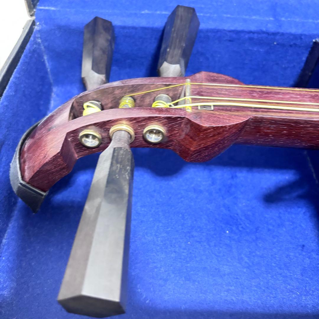 ■ 津軽三味線 子持 綾杉彫 紅木 二枚溝
