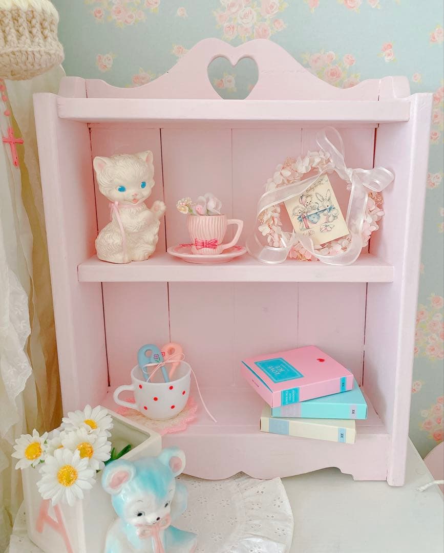 ハンドメイド ピンクの飾り棚 シェルフ
