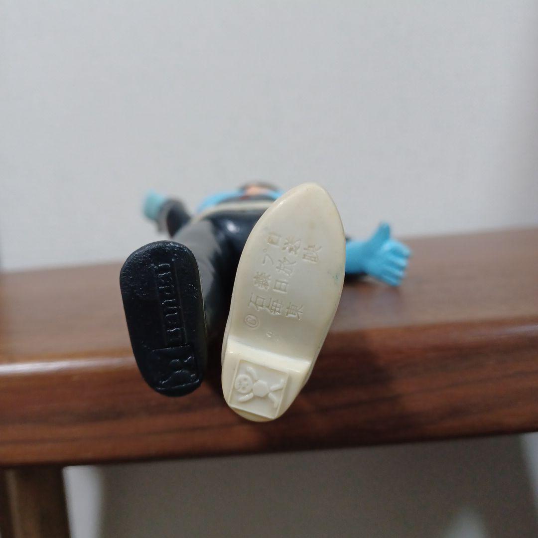 無版権　パチもの「仮面ライダー」風の面取れ希少ソフビフィギュア