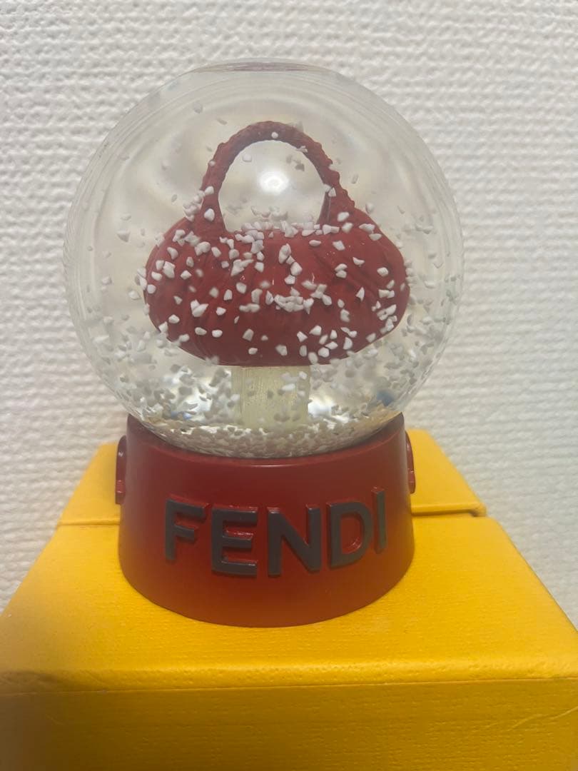 非売品 FENDI×MONCLER コラボスノードーム フェンディ モンクレール