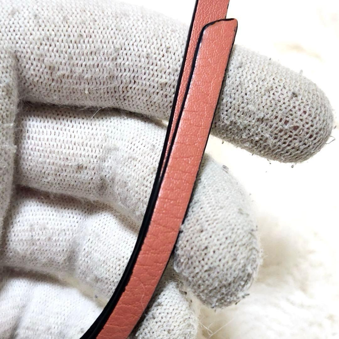 ✨極美品　正規品✨ロエベ　二つ折り　コンパクトジップウォレット　アナグラム　ロゴ