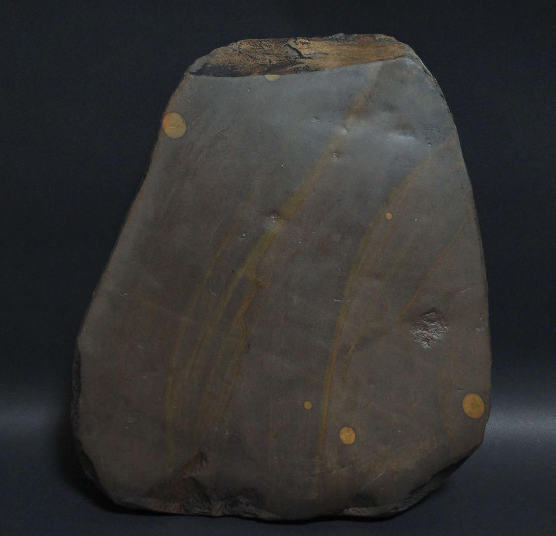 大型端渓硯 細密彫り『雲龍戯珠紋』18石眼 重さ3.2㎏★時代物★書道具