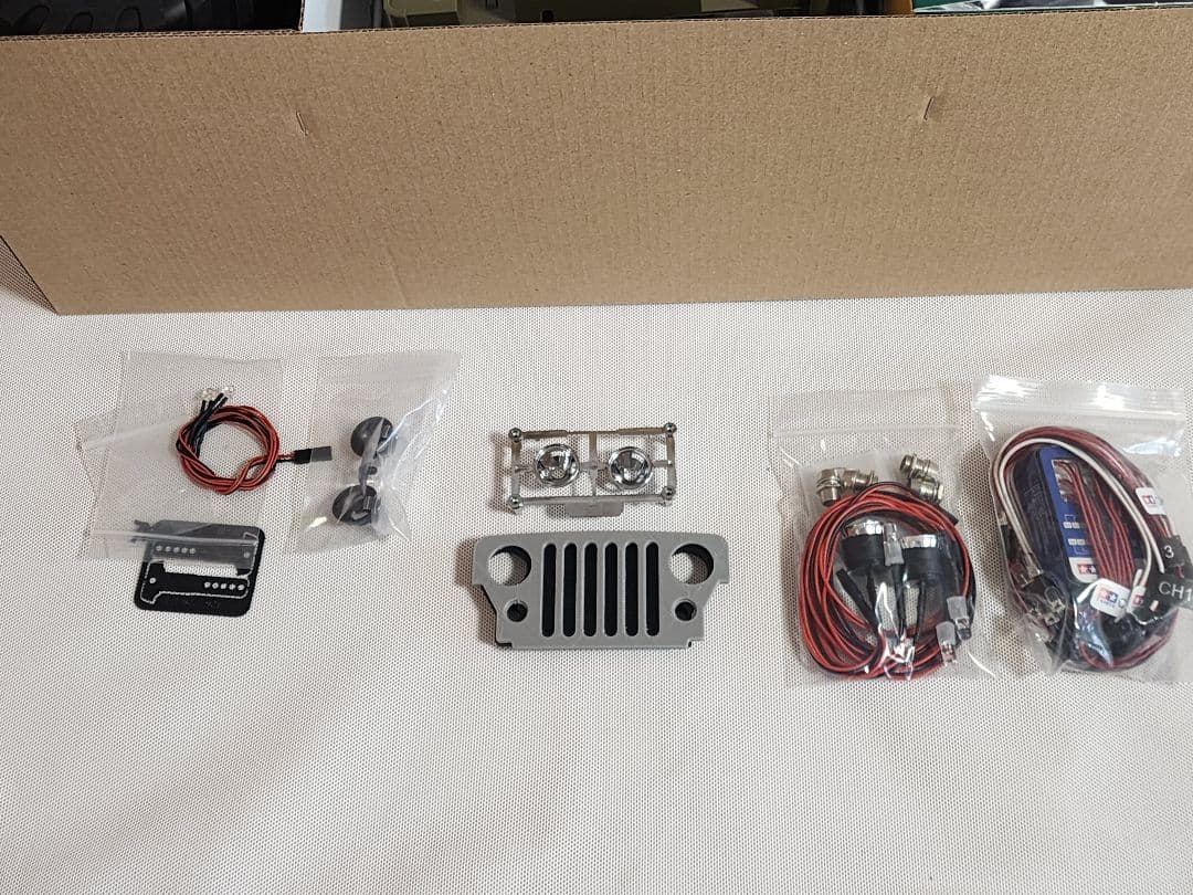 え*ん様 タミヤ ラジコン 1/10RC ワイルドウイリー 2 カスタムパーツ付