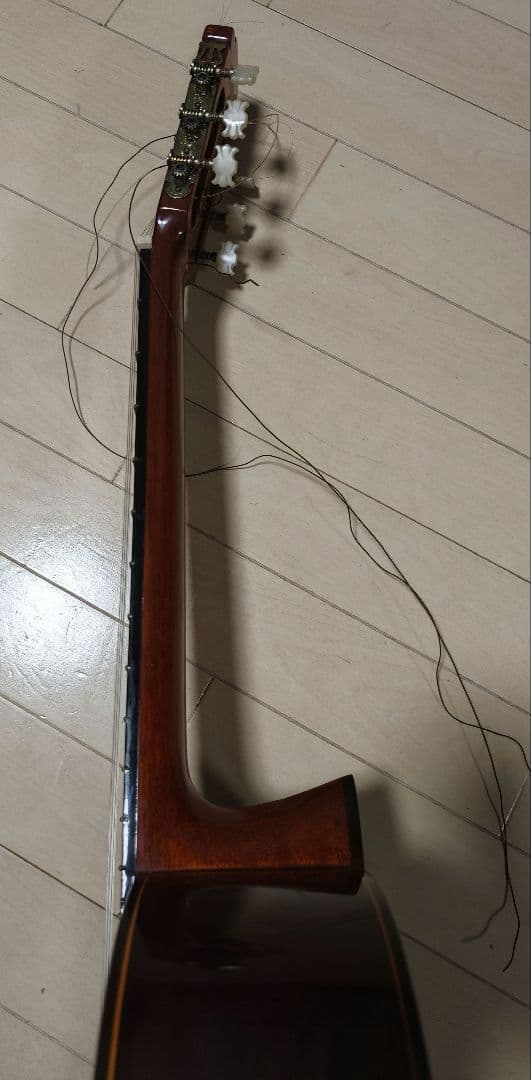 ECOLE GUITARE 小平楽器　クラシックギター NO.200
