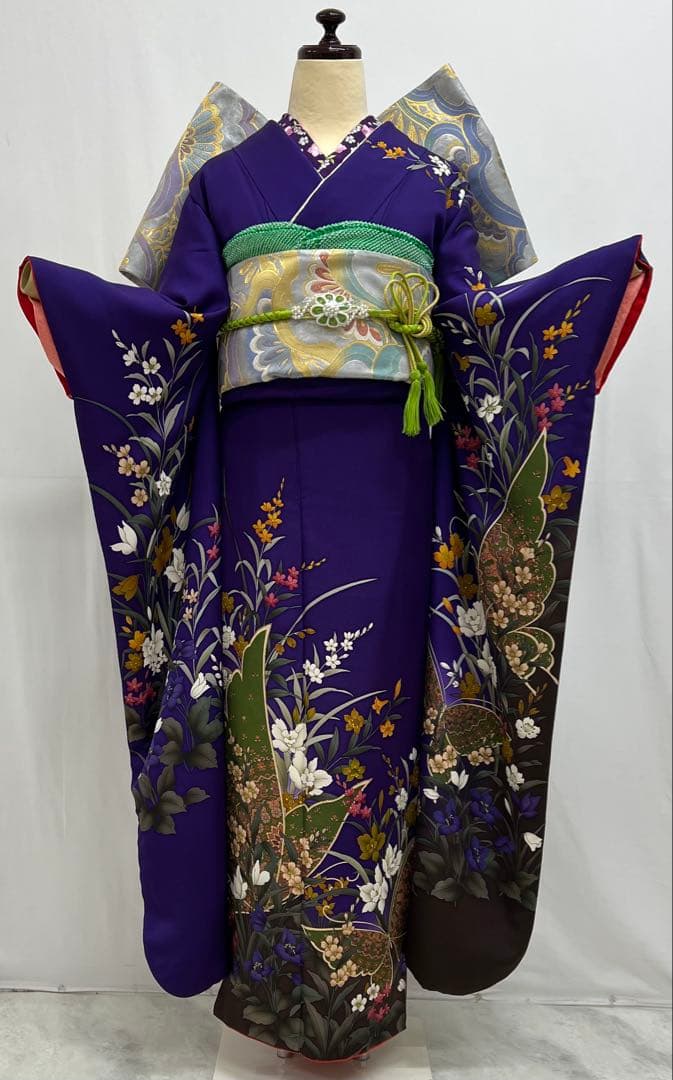 蝶々　振り袖　フルセット　別誂長襦袢　成人式　刺繍　振袖　草花　蝶　703