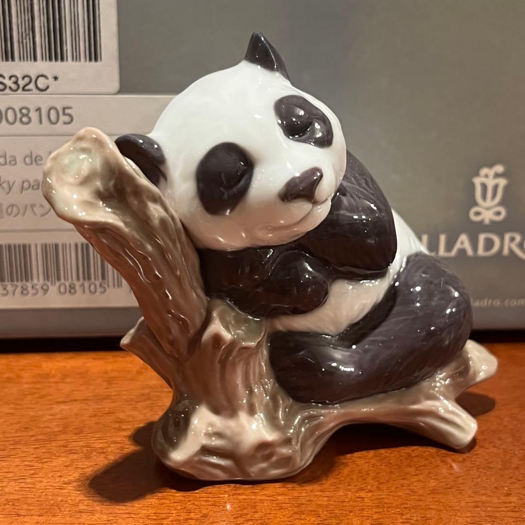 新品　未使用　リヤドロ　幸運のパンダ　陶器　人形　置物　フィギュリン　オブジェ