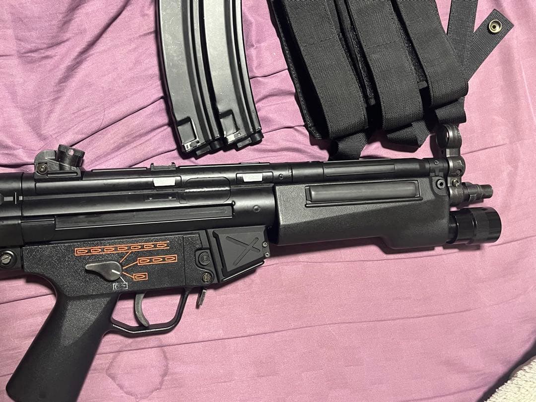 MP5J 東京マルイスタンダード電動ガン ＆CONDOR マガジンポーチ