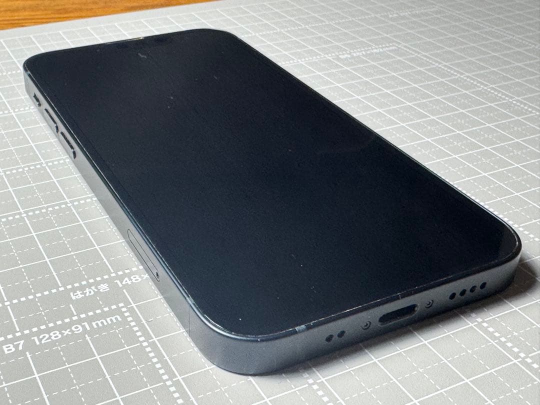 iPhone13miniミッドナイト128GB バッテリー76%（ケース付き）