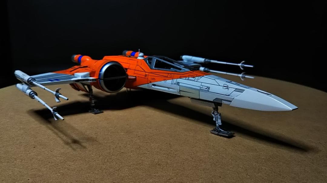 電飾改　1/72 Xウイング・ファイター ポー専用機　完成品