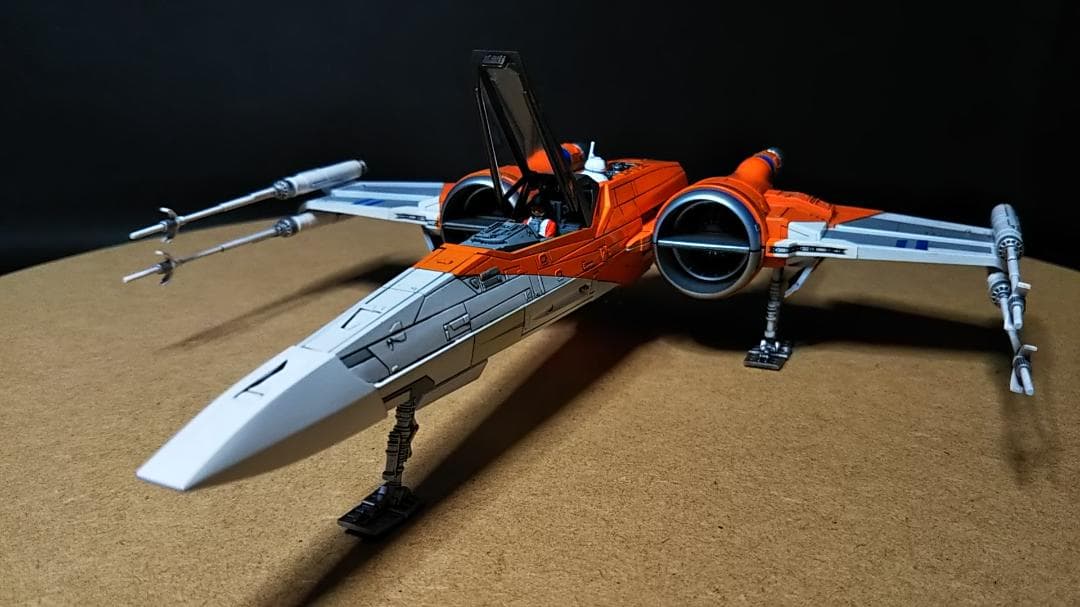 電飾改　1/72 Xウイング・ファイター ポー専用機　完成品