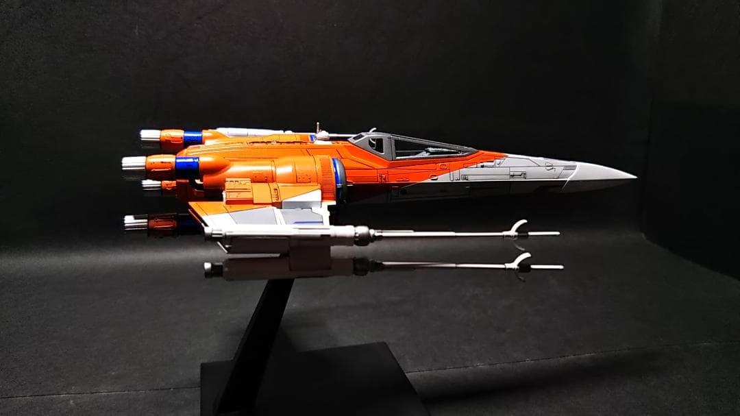 電飾改　1/72 Xウイング・ファイター ポー専用機　完成品