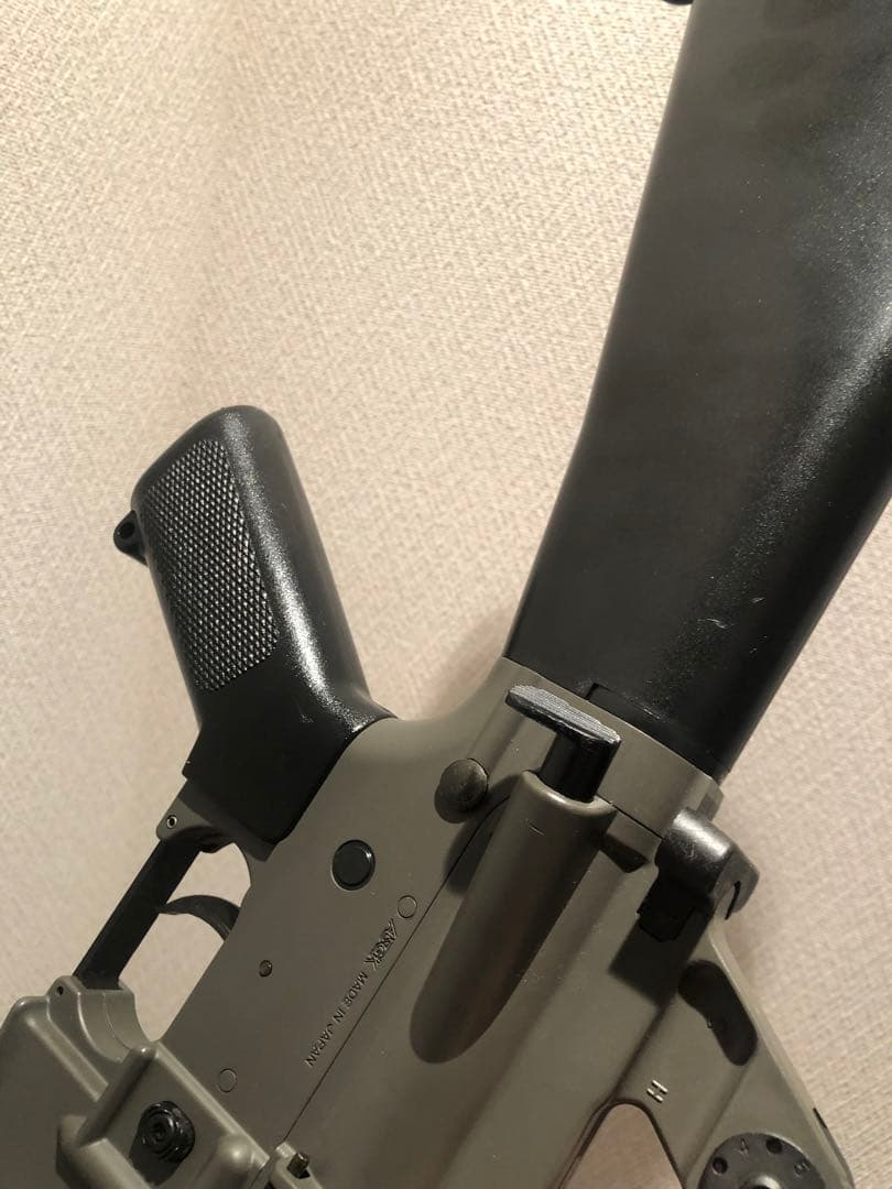 週末値下げ！マルイ電動ガン　M-16ベトナムバージョン エアソフトガン