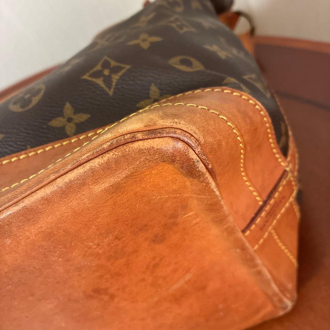 LOUIS VUITTON ルイ・ヴィトン ノエ　巾着型ショルダー