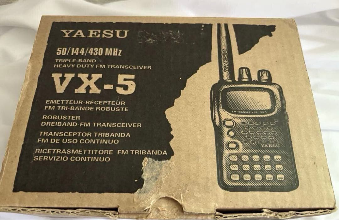 き*ぺ様 八重洲無線 YAESU VX-5 50/144/MHz トランシーバー