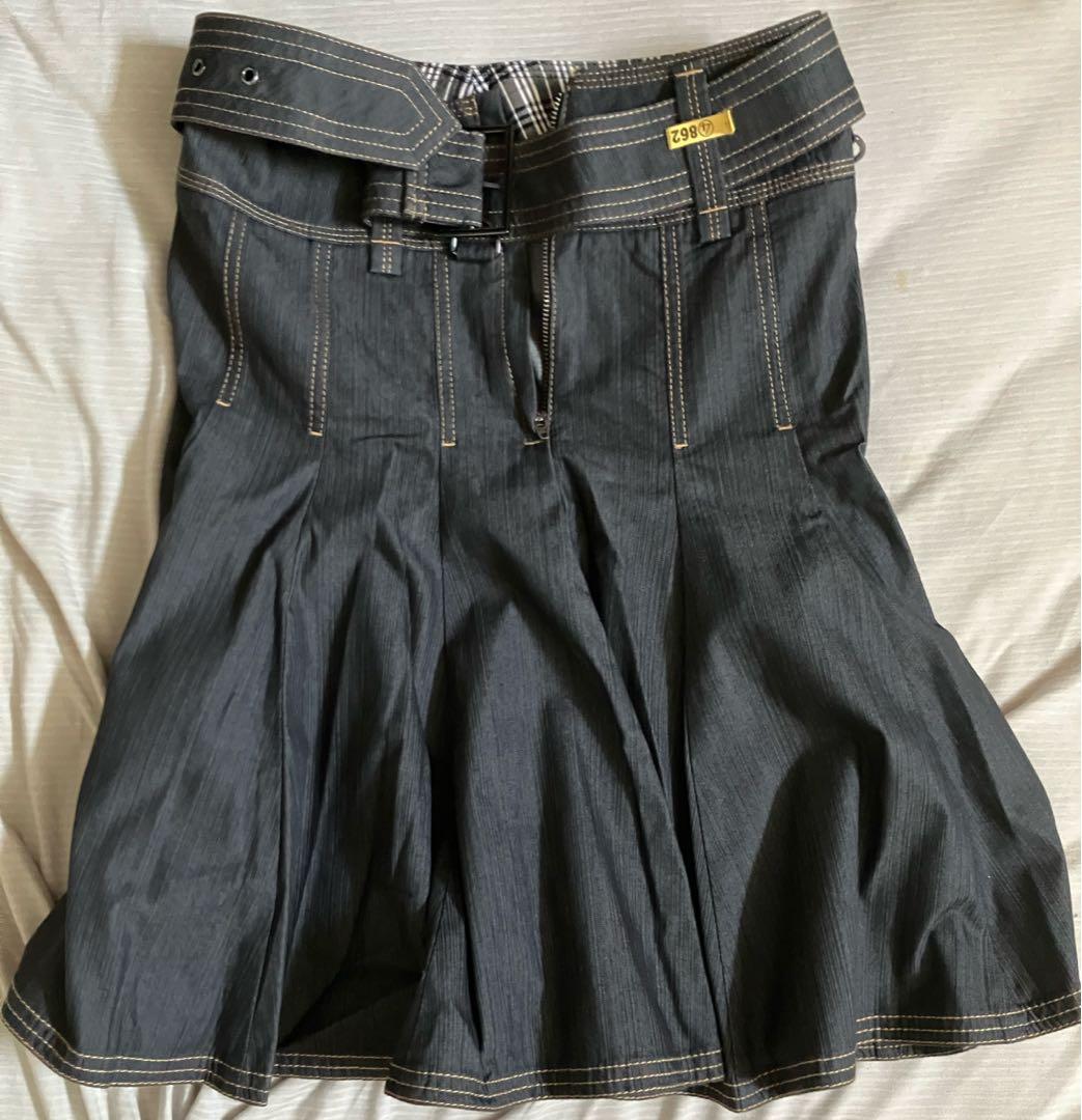 美品 バーバリーブラックレーベル デニムスカート 36インチ
