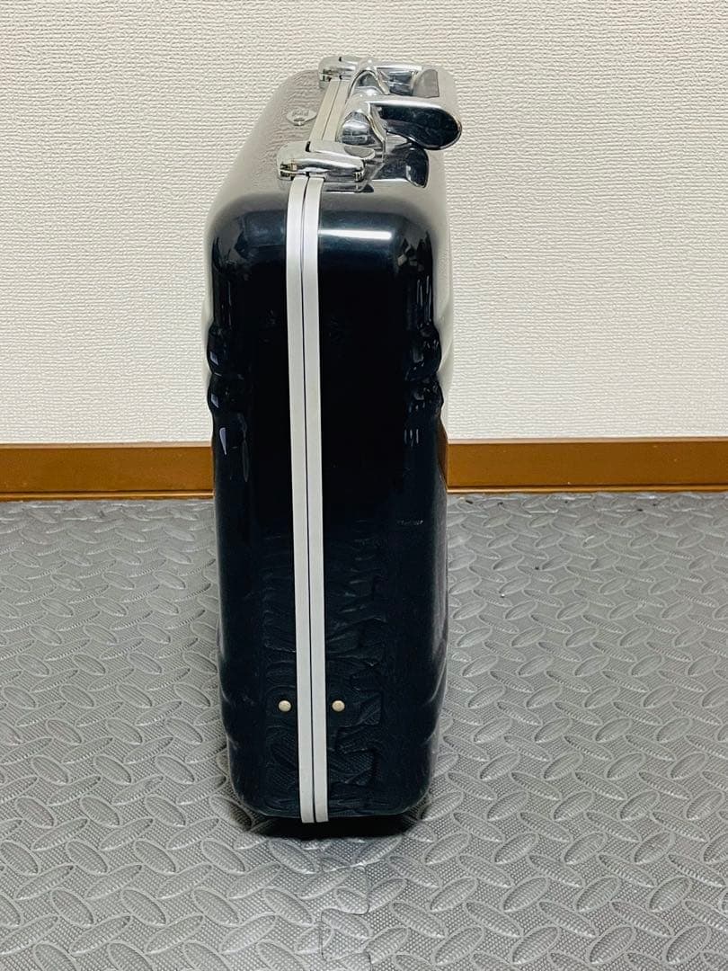 ZERO HALLIBURTON アタッシュケース ブラック ダイヤルロック式