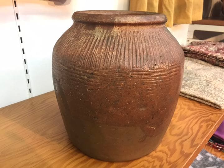 焼き締め古壺