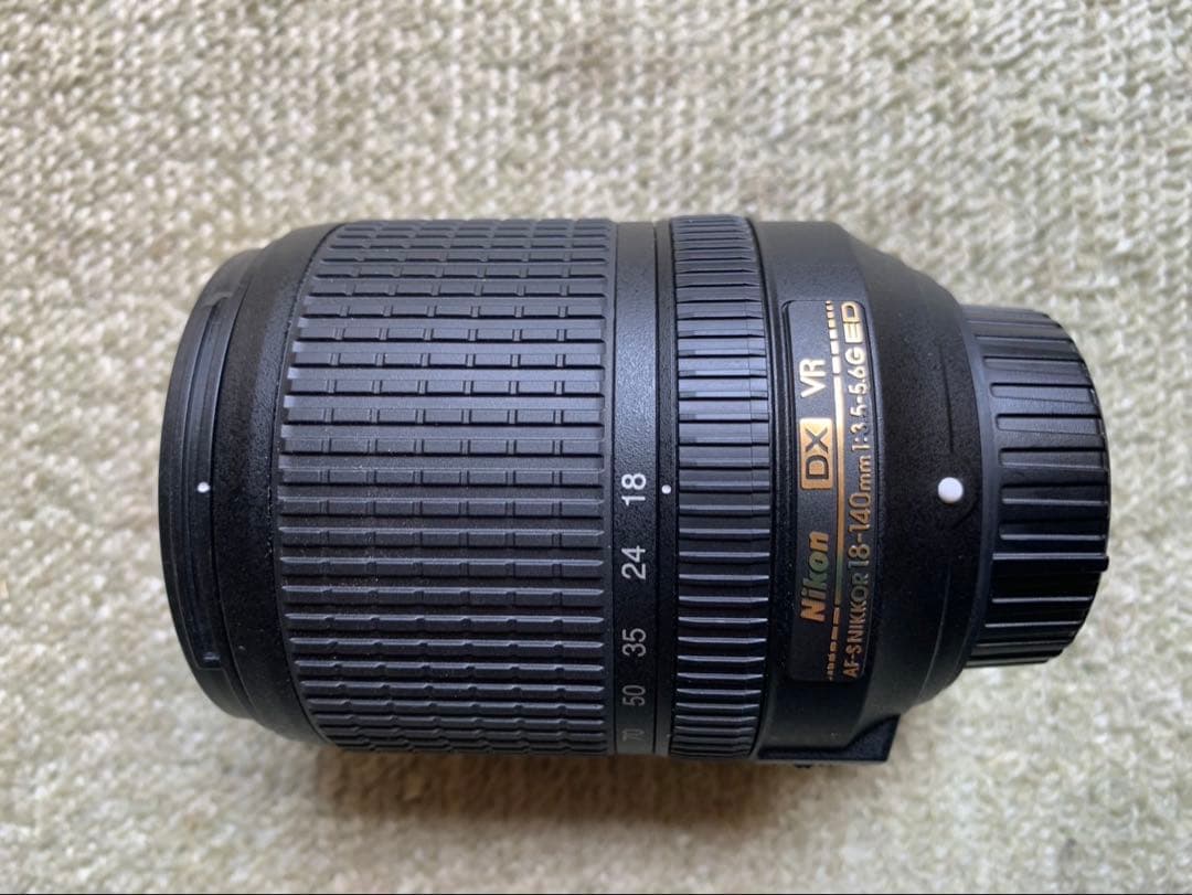 Nikon DX VR 18-140mmレンズ