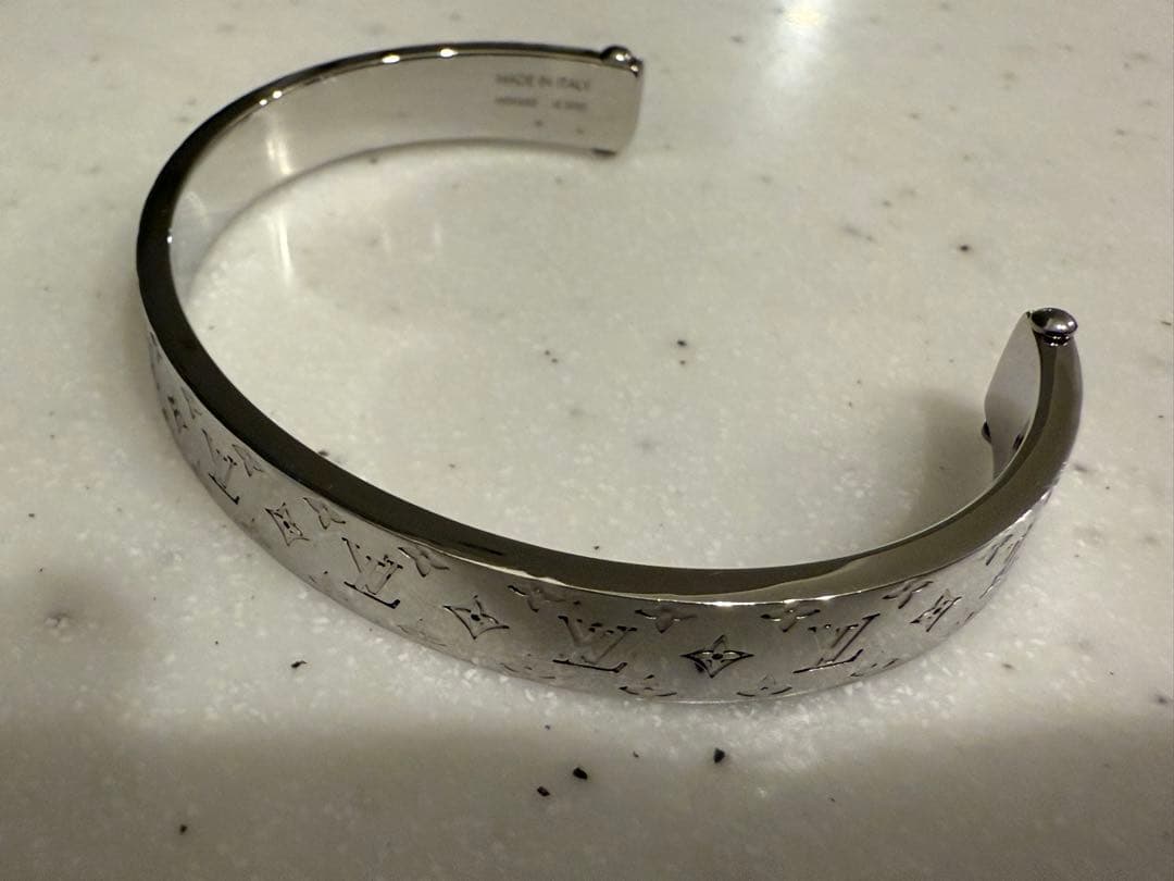 ルイヴィトン　バングル マンシェット モノグラムボールド