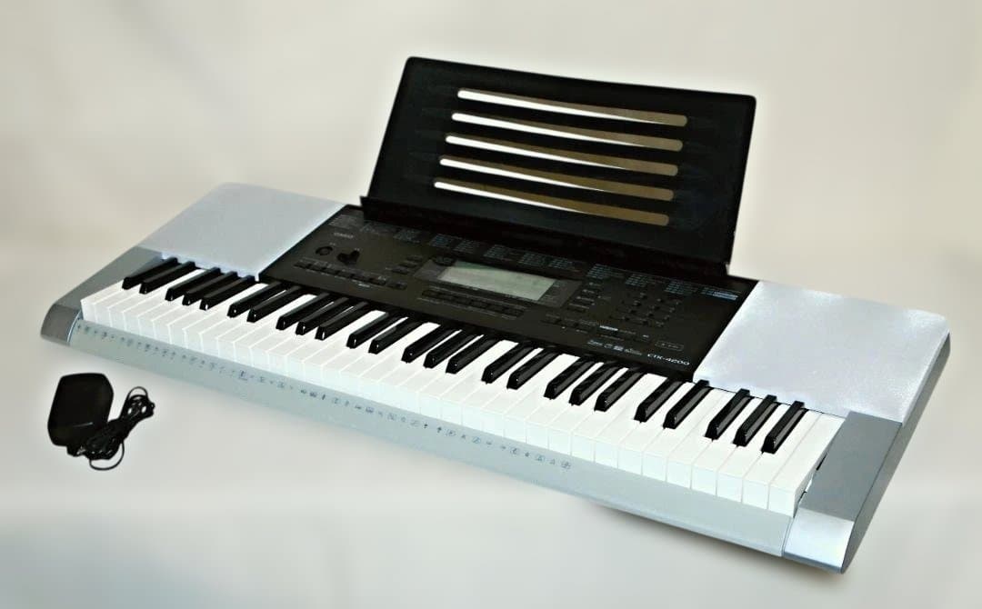 CASIO 電子キーボード 電子ピアノ CTK-4200 61鍵盤 シルバー