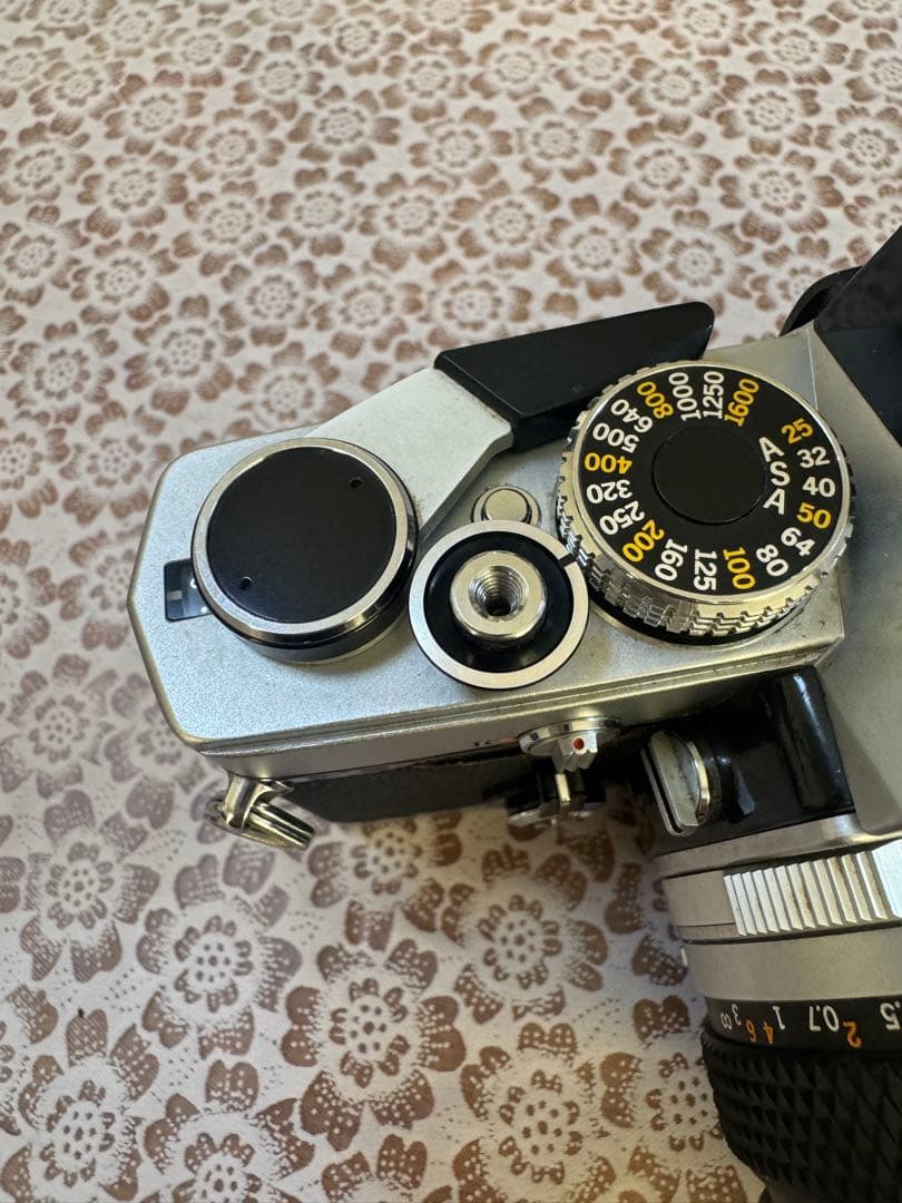 美品　OLYMPUS OM-1 シルバー ボディ