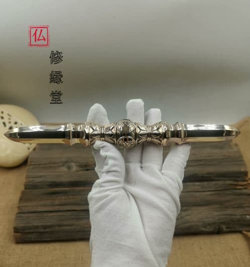 【修縁堂】辟邪 密教法具 金剛杵 真鍮製 四大明王種子字 独鈷杵