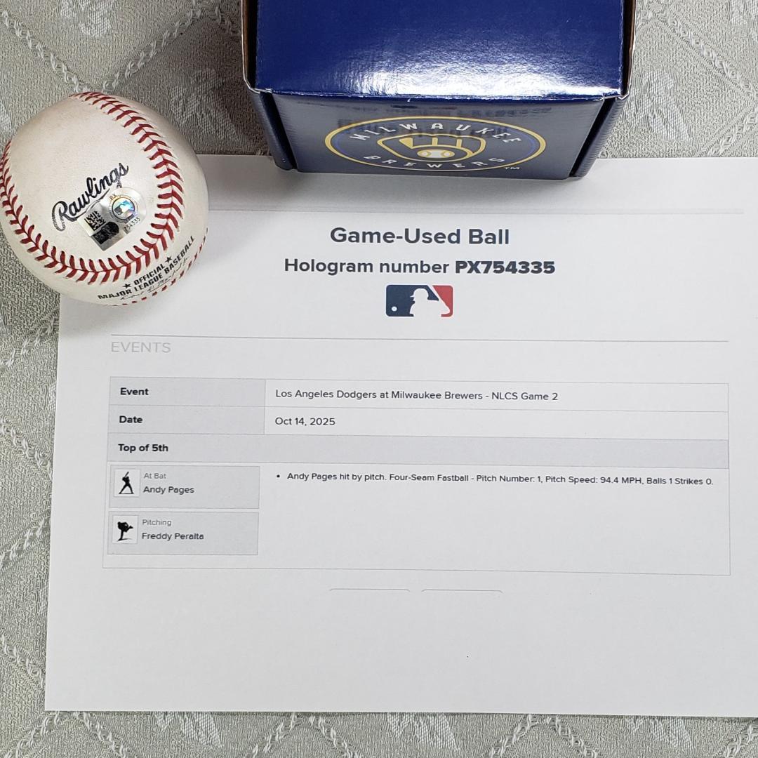 【Andy Papes】◆『ドジャース パヘスがデッドボールとなった実使用球』◆