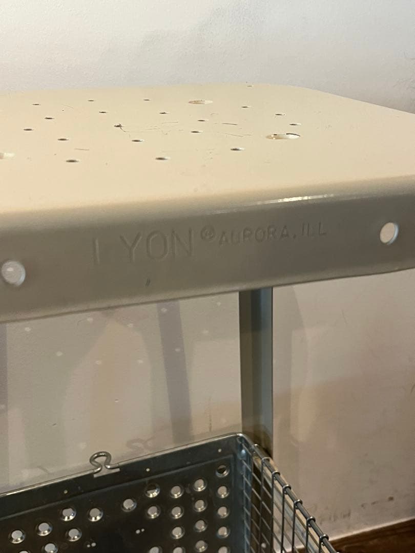 パシフィックファニチャーサービ-2 P.F.S リヨン LYON スツール 廃盤