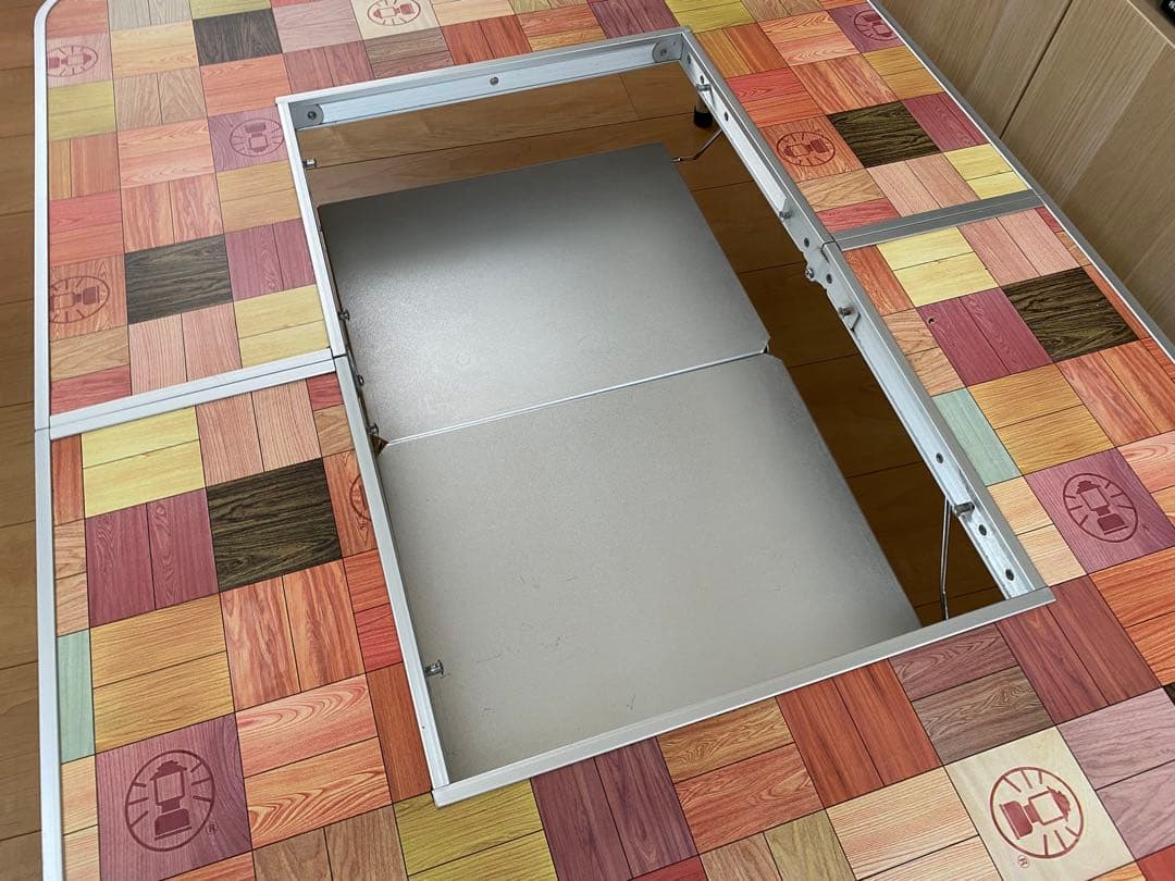 コールマン ナチュラルモザイク™ BBQテーブル/110プラス