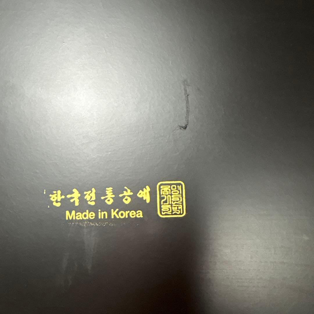 韓国螺鈿工芸品漆蝶と花のトレイ