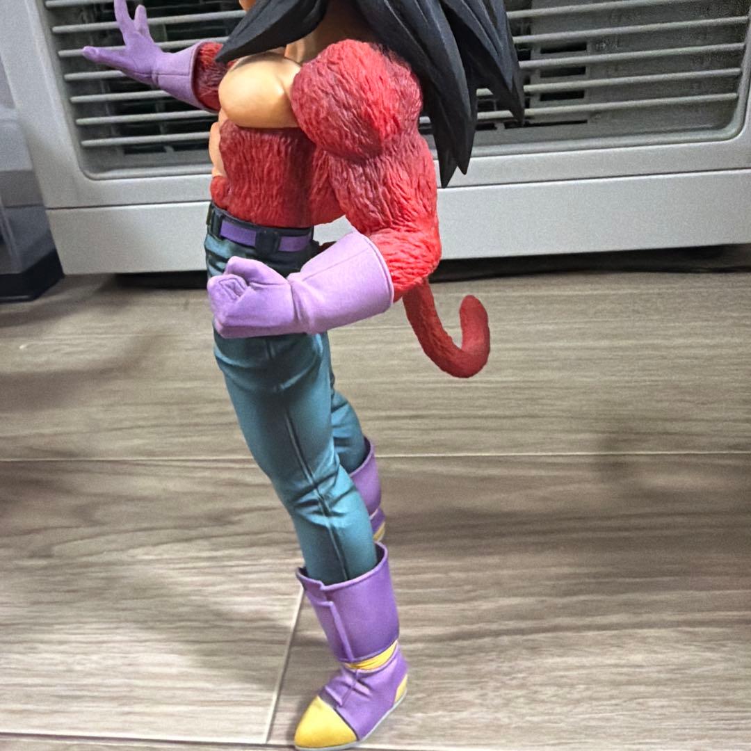 ドラゴンボールフィギュア　一番くじ　グレイテストサイヤン　ゴジータベジータ孫悟空